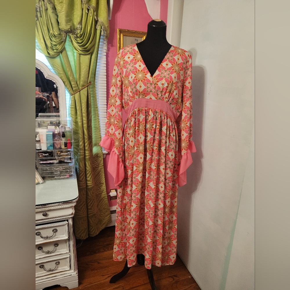 Unique Vintage Pink Floral Maxi Dress